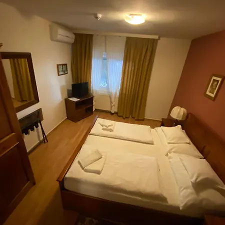 Juhasz Fogado Bed & Breakfast